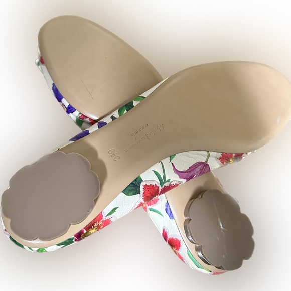 Salvatore Ferragamo White Floral Print Leather Avola Bow Ballet Flats Size 8.5 - Picture 3 of 3